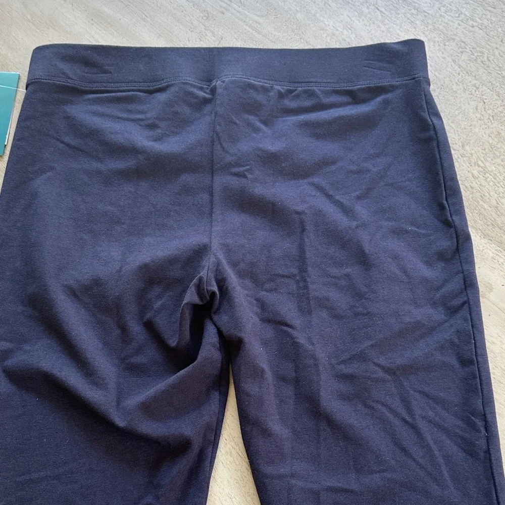 Coolibar Navy Capri Leggings - Picture 5 of 10